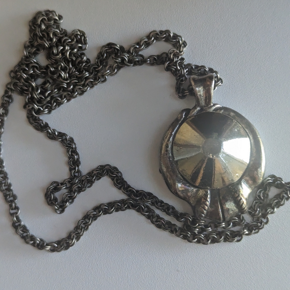 Low Luv Silver tone necklace